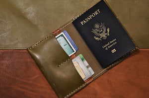 Passport Wallet - Olive